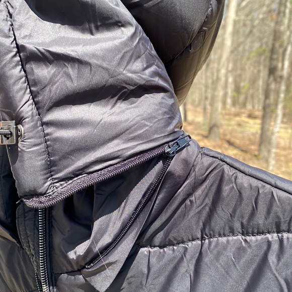 NWT RED X COLLECTION. Black size medium - Picture 9 of 11